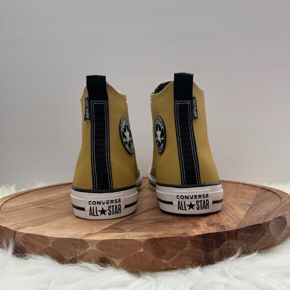 Converse Chuck Taylor All Star Hi Leather Size Men's 7.5 Women's 9.5 Dunes/Cape - Picture 5 of 10